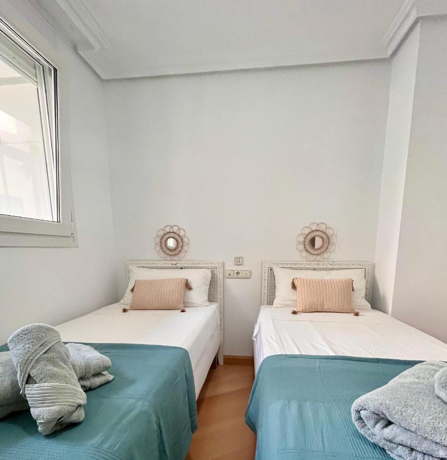 Gatu Premium Villa Turquesa Playa Y Parking Cádiz Eksteriør bilde